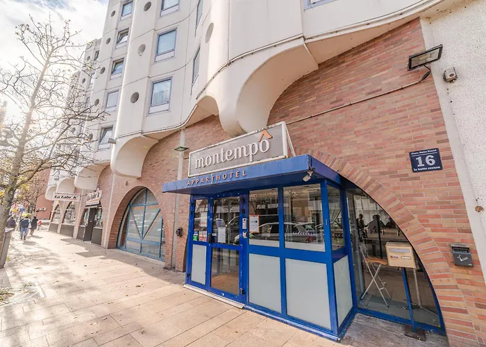 Montempô Apparthôtel Evry Courcouronnes