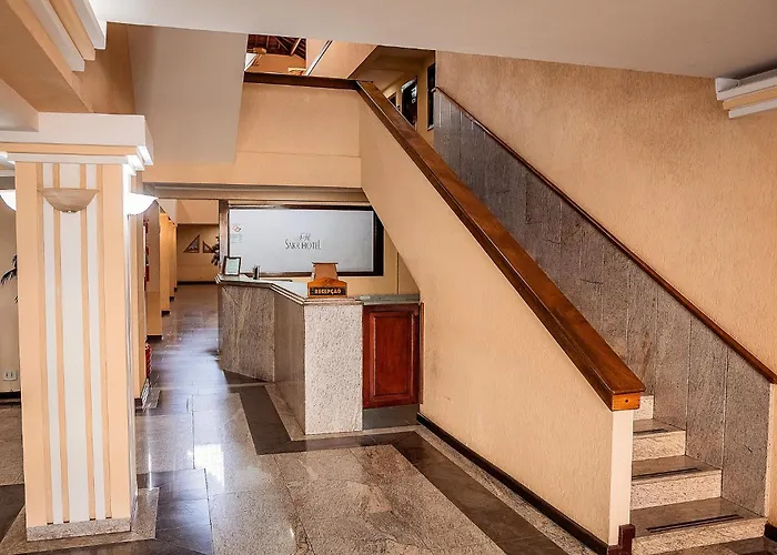 Sakr Hotel