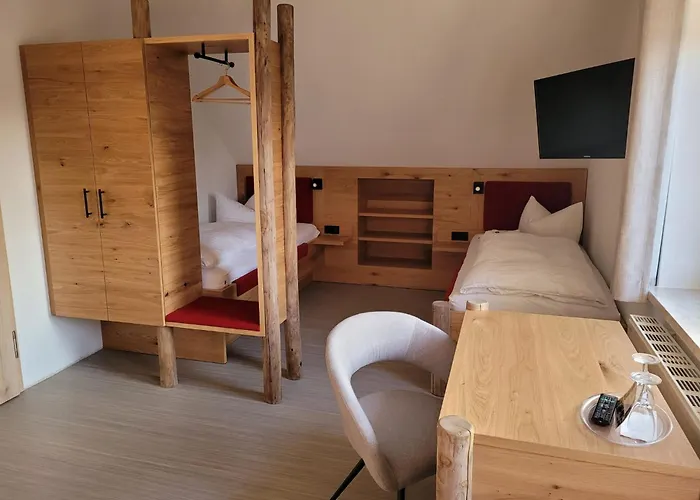 Hotel Regenbogenhof Rudelswalde Crimmitschau