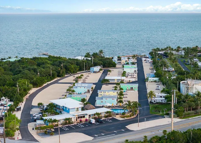 Sun Outdoors Marathon Hotel