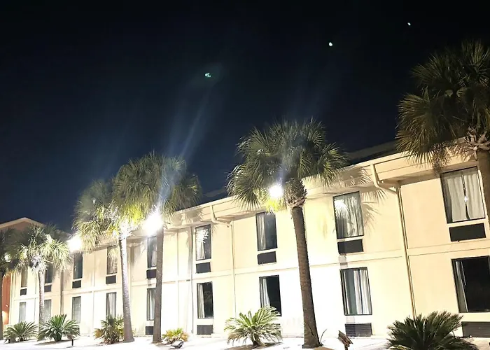 Regency Inn & Suites Pensacola