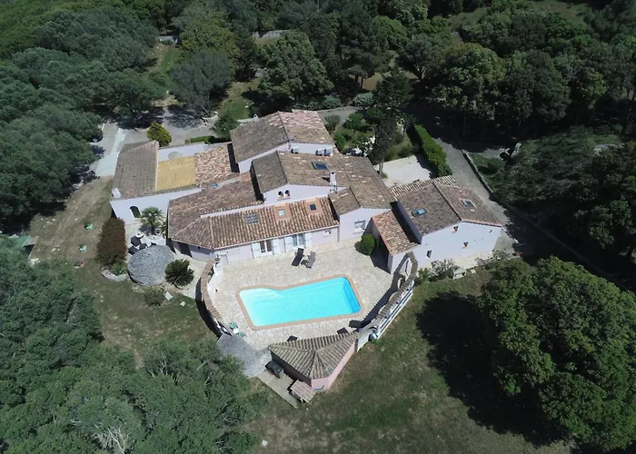 Domaine De Foresta