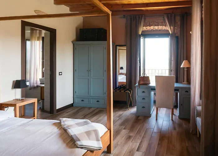 Hotel Equirelais Lomnago