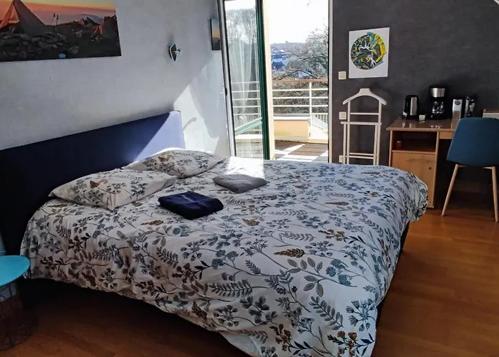 2 Belles chambres avec balcon sdb et WC privatifs