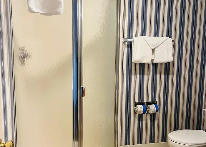 America'S Best Value Inn Sandpoint