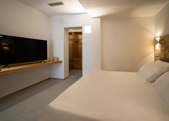 Praia Art Resort - Small Luxury Hotels Of The World (Adults Only) Le Castella 