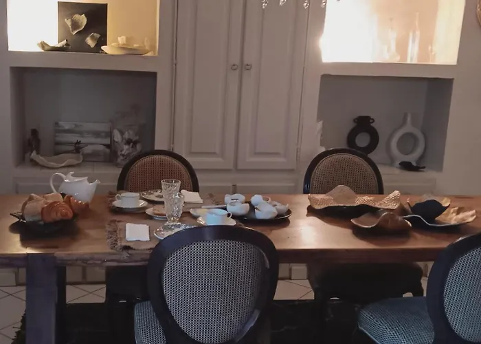 La maison perchee Aigues-Mortes