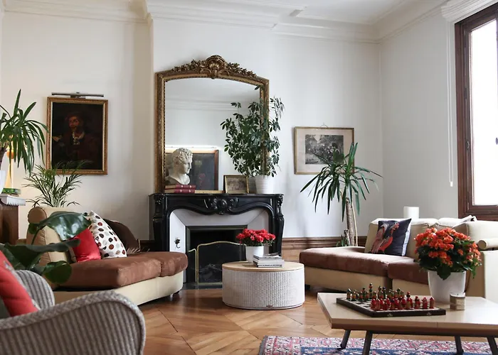 La Maison Jules Tours