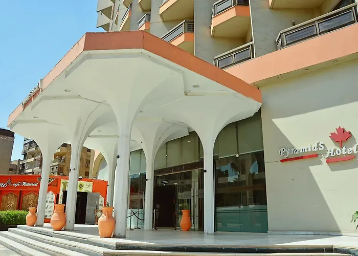Aracan Pyramid Hotel Kafret el-Gabal