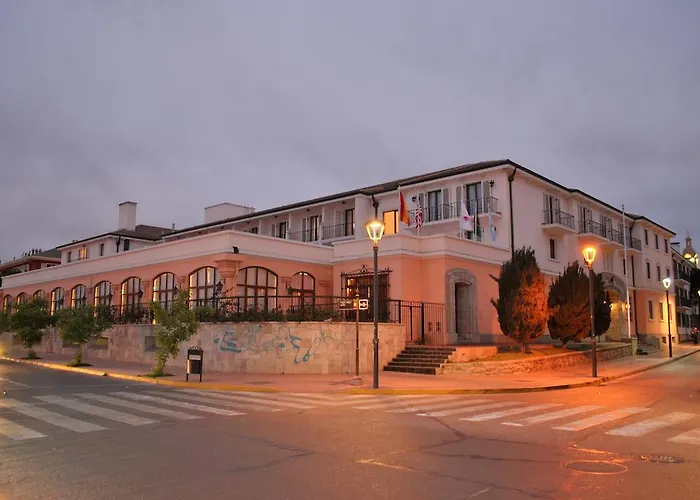 Hotel Francisco De Aguirre