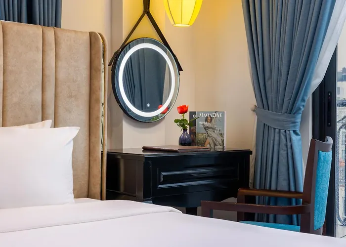 Golden Legend Boutique Hotel