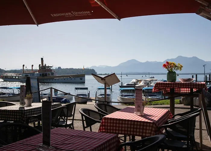 Sieben Zimmer am See Prien
