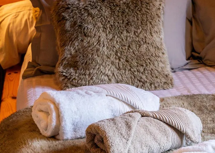 Chambres Et Table D'Hotes Au Chalet Datcha