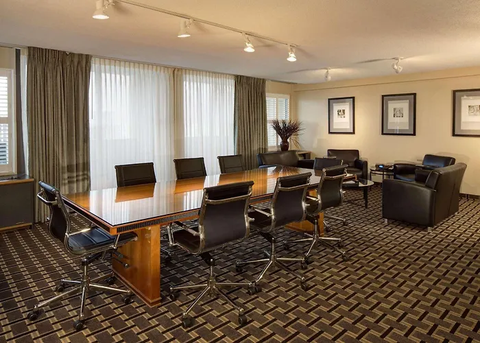 Radisson Hotel Milwaukee West