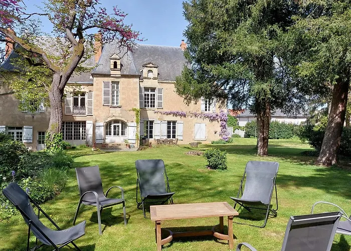 Bed and Breakfast Manoir du Bellay à Montreuil-Bellay