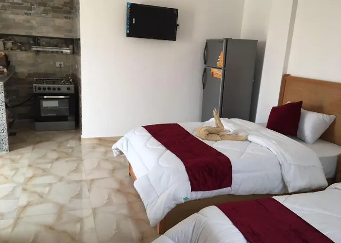 Villamar Sea View Rooms & Apartments