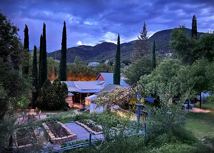 Mile High Ranch Hotel Bisbee