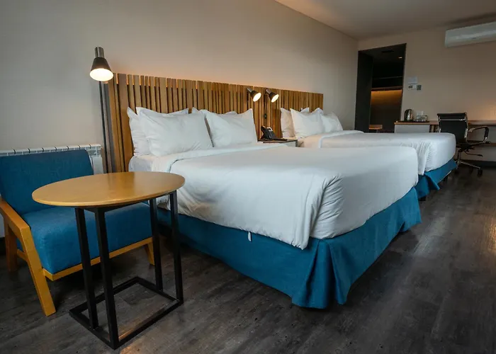 Hampton By Hilton Bariloche Hotel