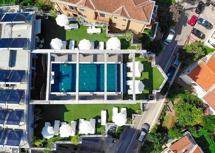 Hotel La mer Budva