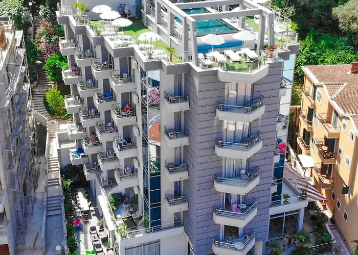 Hotel La mer Budva