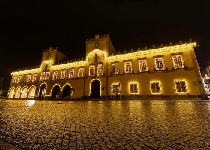Casa Do Theatro Guest House Barcelos