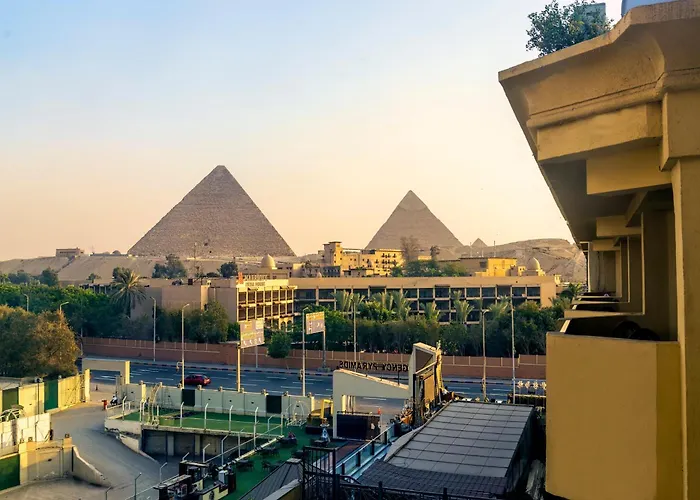 Regency Pyramids Hotel Kafret el-Gabal