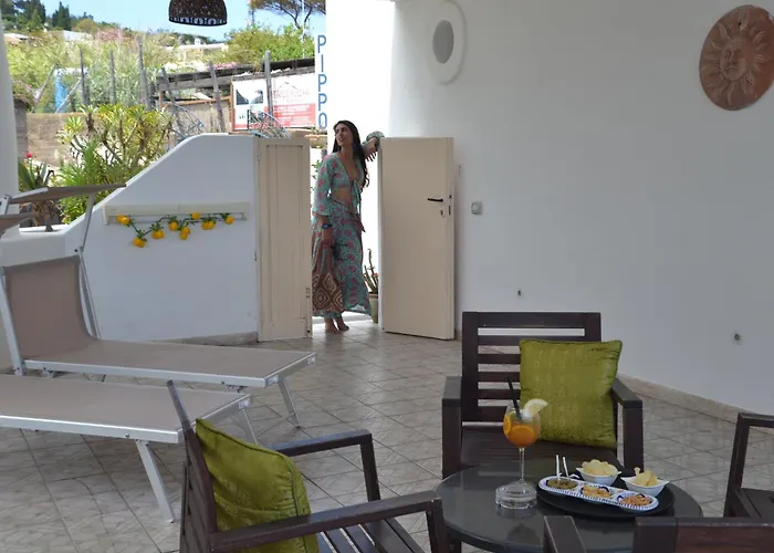 Stromboli Suite Apartment With Terrace Volcano & Sea View