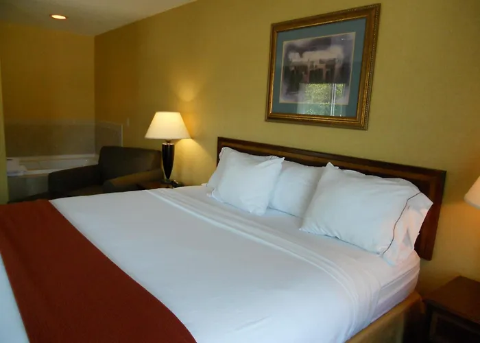 Holiday Inn Express And Suites Hazard By Ihg
