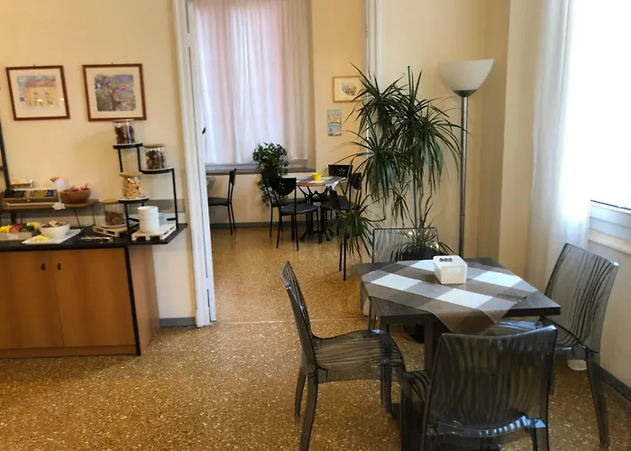 Hotel Cairoli Genova