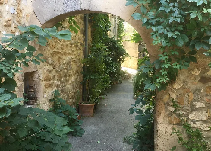 Chambres du clocher Vallon-Pont-dʼArc