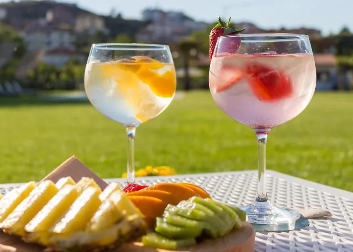 Ribeira House Acomodação com café da manhã Mirandela