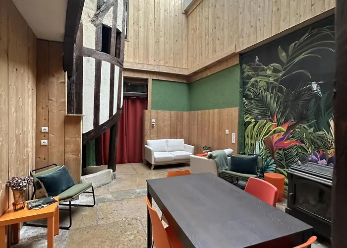 Chambre Dans Maison Originale En Centre Ville Troyes