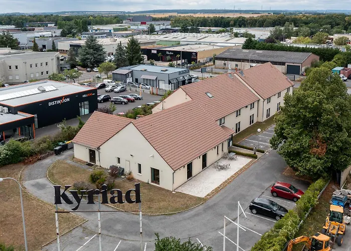 Kyriad Creil - Chantilly Nord