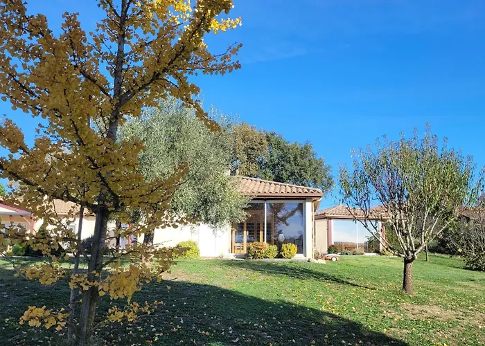 LE CLOS CASTEL -Chambre d'hôtes - Gîte équipé Casteljaloux