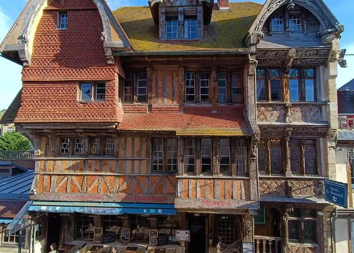 Hotel La Résidence Manoir De La Salamandre