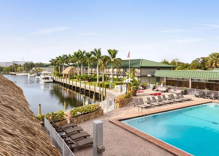 Ramada By Wyndham Sarasota Waterfront Hotel South Bradenton