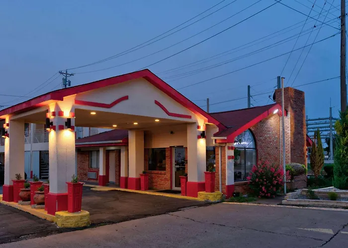 Super 8 By Wyndham Vernon