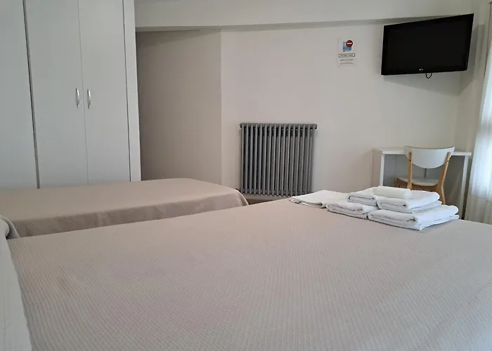 Pension Iruna Santurtzi