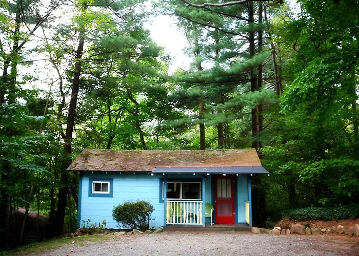 The Pines Cottages Woodfin
