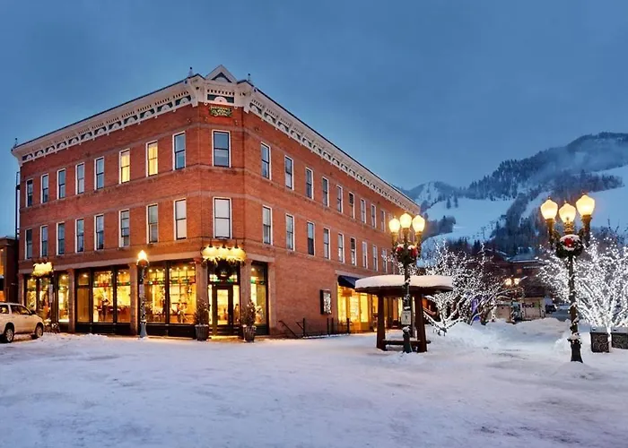 Independence Square 212, Studio With Beautiful Finishes. A+ Location In Downtown Aspen