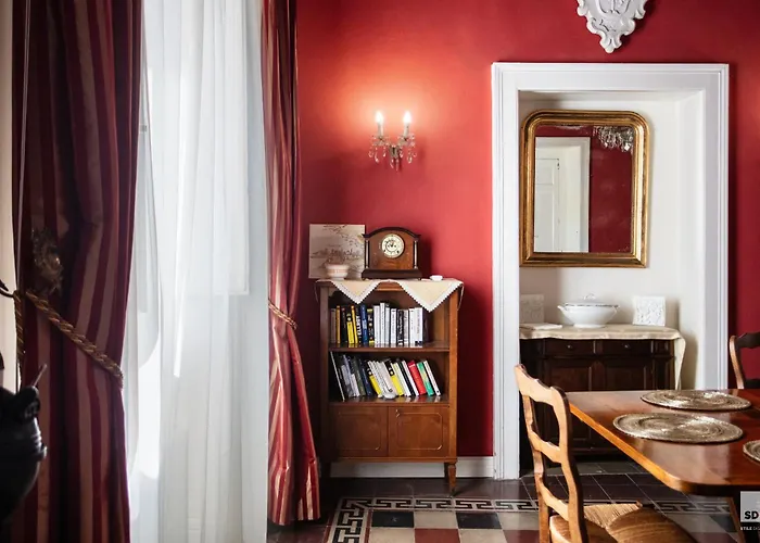 Palazzo Toraldo Di Francia Acomodação com café da manhã Tropea