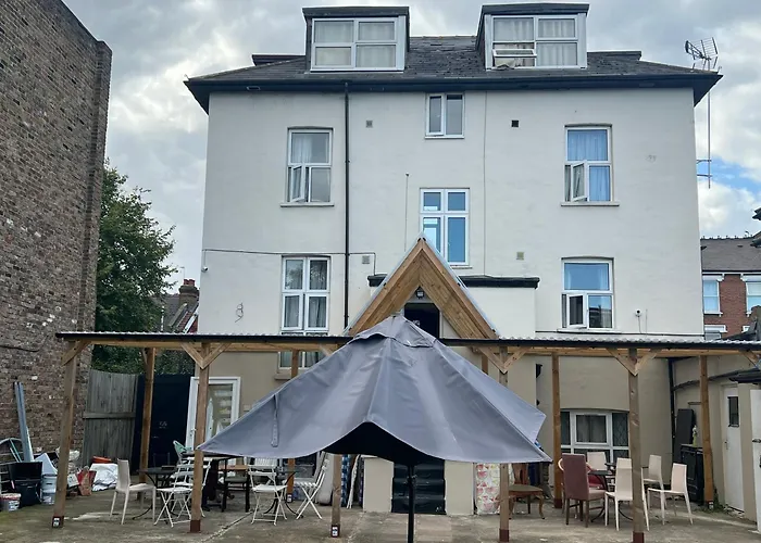 Aron Guest House