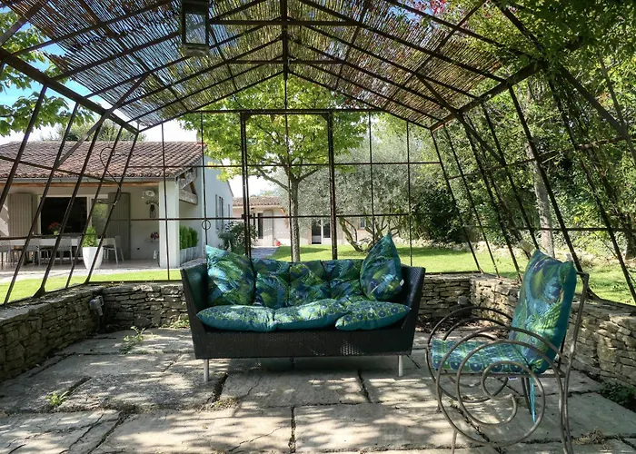 Hotel Jade En Provence à Vaison-la-Romaine