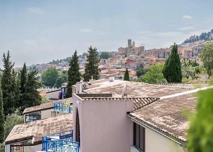 Aec Village Vacances - Les Cèdres Grasse