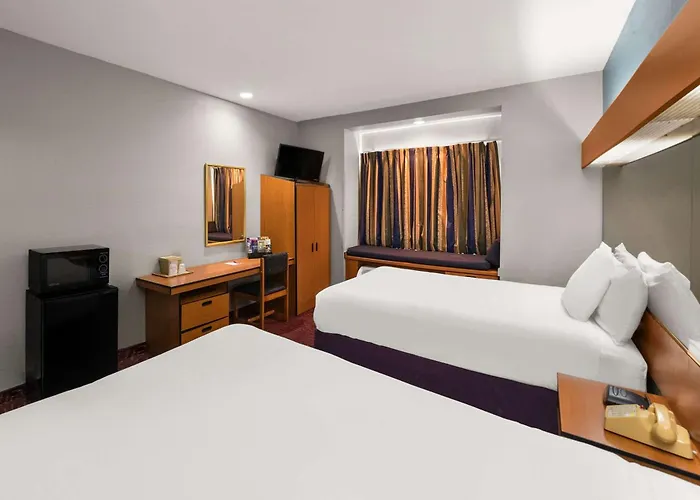 Econo Lodge Inn & Suites Mesquite - Dallas East