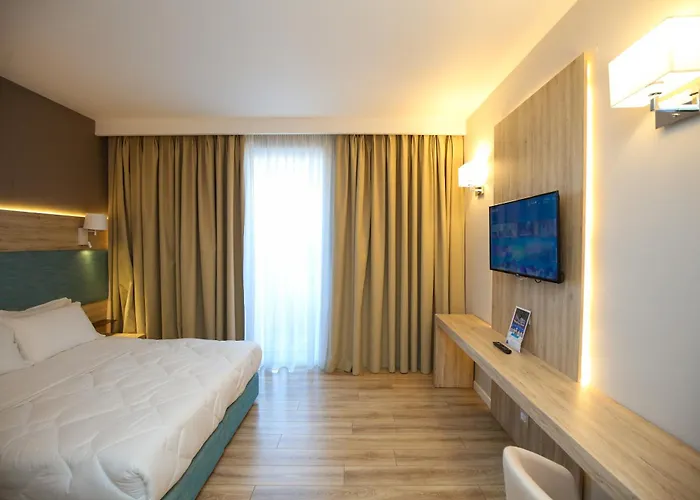 Hotel Regina Blu Radhimë