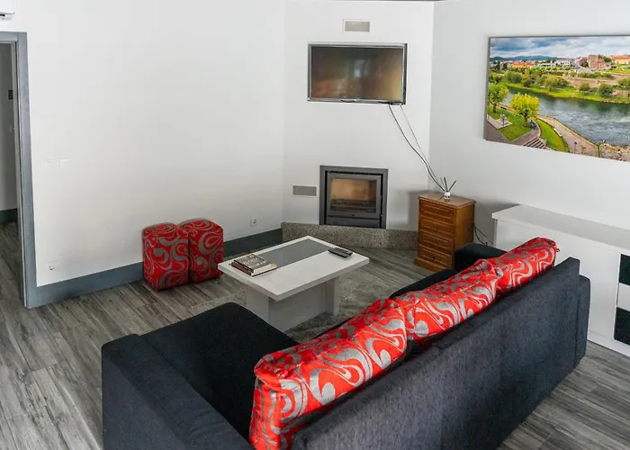Residencial Kuarenta&Um Hotel Barcelos