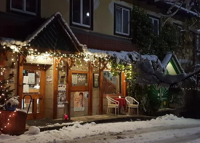 Hotel Restaurant - Häuserl im Wald Graz