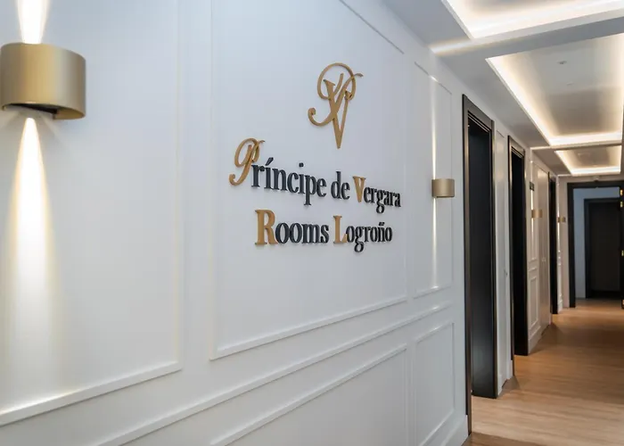 Príncipe de Vergara Rooms by Clabao Logroño