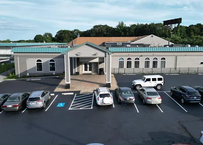 Whalers Inn And Suites New Bedford
